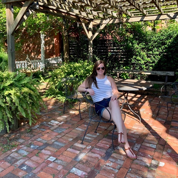 Meet your seller! - Picture 1 of 4